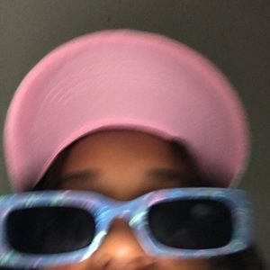 Meet your Posher, Carmen